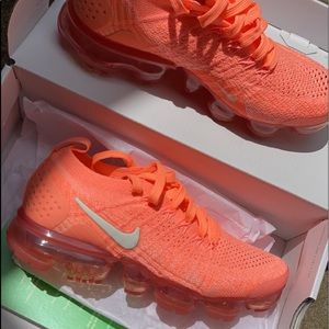 Nike Air VaporMax 2 Crimson Pulse